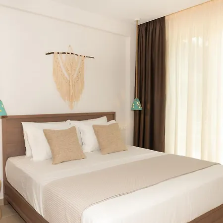 Apartahotel Ceramio 4*